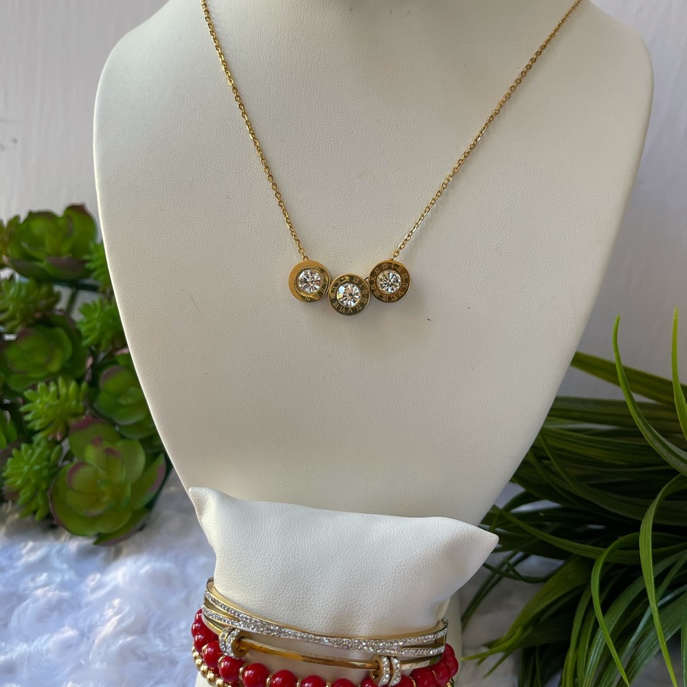 Stainless steel love necklace